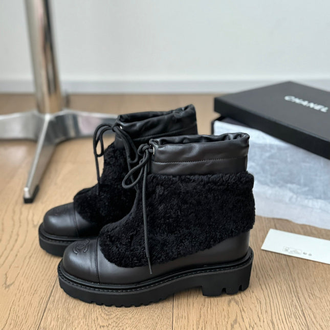 CC CHUNKY BOOTS IN BLACK SMOOTH FLEECE AND CALFSKIN