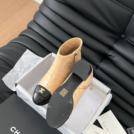 CC SHORT BOOTS 65 MM IN SEPIA BEIGE MIX BLACK QUILTED PATTERN LAMBSKIN