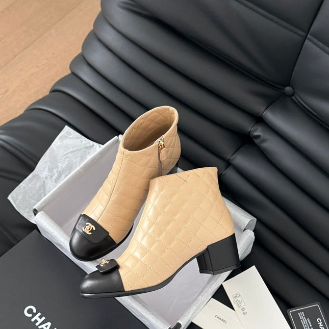 CC SHORT BOOTS 65 MM IN SEPIA BEIGE MIX BLACK QUILTED PATTERN LAMBSKIN