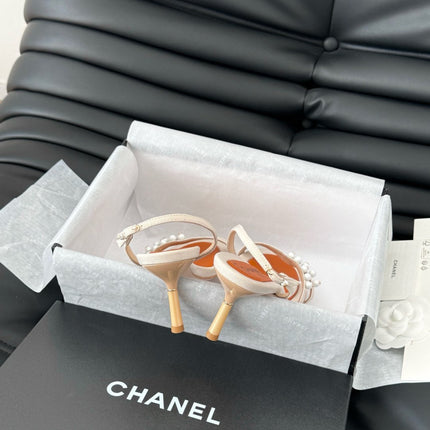 PEARL SANDAL IN WHITE AND VIVID ORANGE LAMBSKIN 75 MM