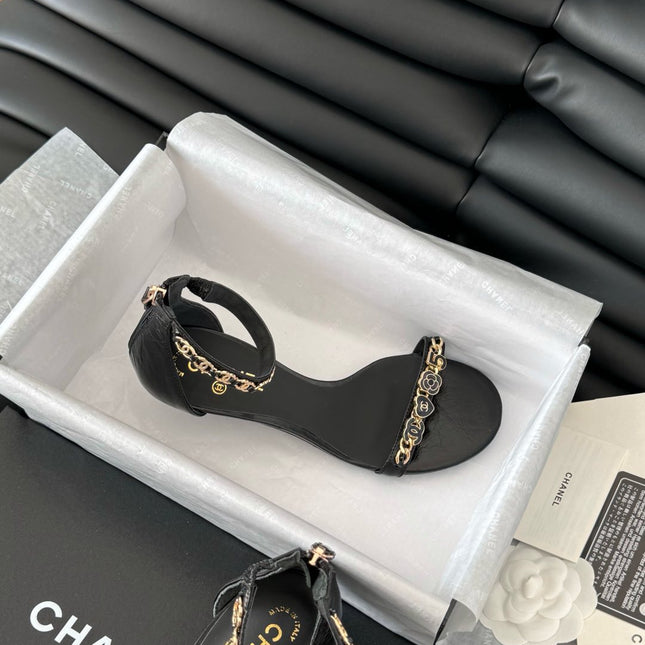 MID-HEEL 35 MM SANDAL IN BLACK SHEEPSKIN WITH STICKERS