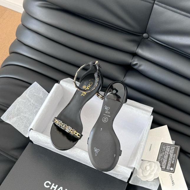 MID-HEEL 35 MM SANDAL IN BLACK SHEEPSKIN WITH STICKERS