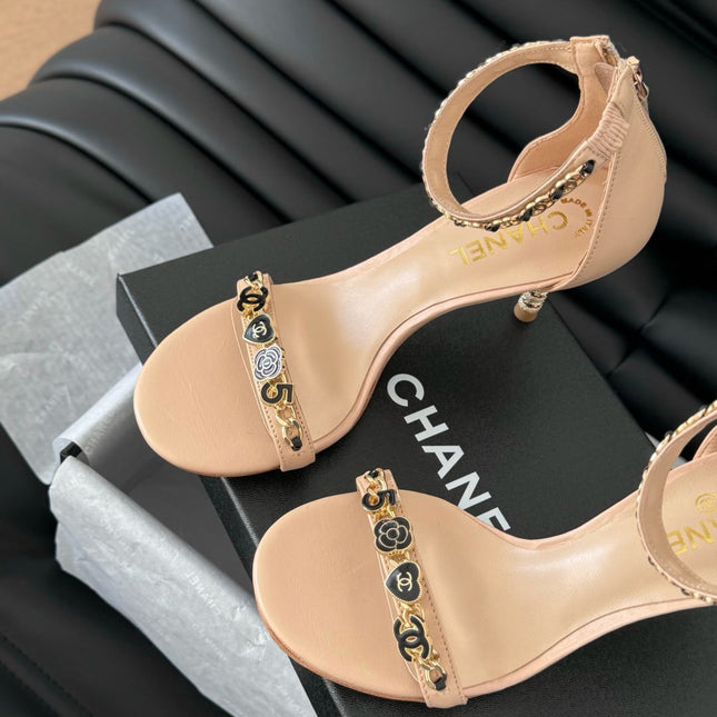 HIGH HEEL 7.5 MM SANDAL IN TAN BEIGE SHEEPSKIN WITH STICKERS