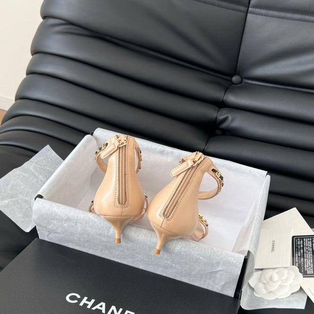 MID-HEEL 35 MM SANDAL IN NUDE TAN SHEEPSKIN WITH STICKERS