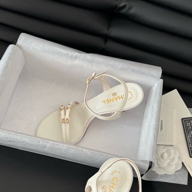 HIGH HEEL 75 MM SANDAL IN WHITE SHEEPSKIN