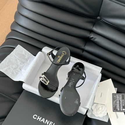 MID-HEEL 35 MM SANDAL IN BLACK SHEEPSKIN