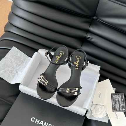 MID-HEEL 35 MM SANDAL IN BLACK SHEEPSKIN