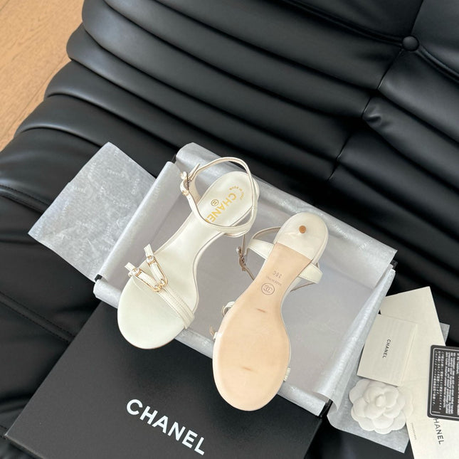 MID-HEEL 35 MM SANDAL IN WHITE SHEEPSKIN