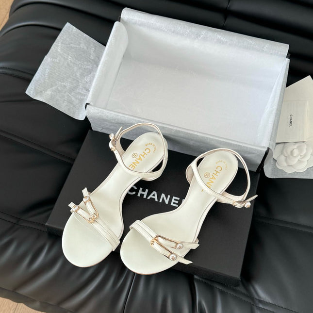 MID-HEEL 35 MM SANDAL IN WHITE SHEEPSKIN