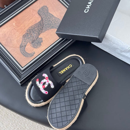 SLIPPERS IN BLACK SHEEPSKIN MIX FABRIC AND STRAPS BASE