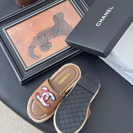 SLIPPERS IN BROWN LAMBSKIN MIX FABRIC AND STRAPS BASE