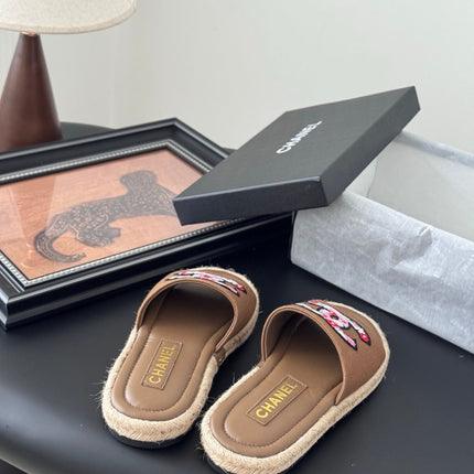 SLIPPERS IN BROWN LAMBSKIN MIX FABRIC AND STRAPS BASE