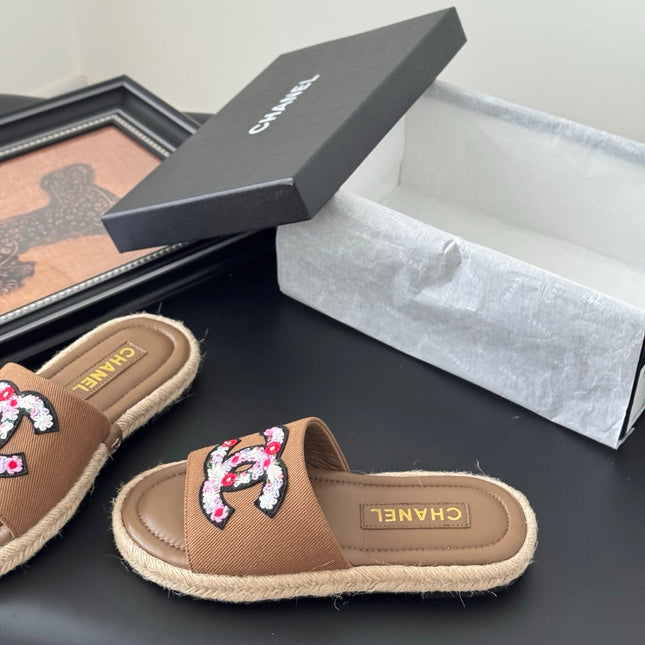 SLIPPERS IN BROWN LAMBSKIN MIX FABRIC AND STRAPS BASE