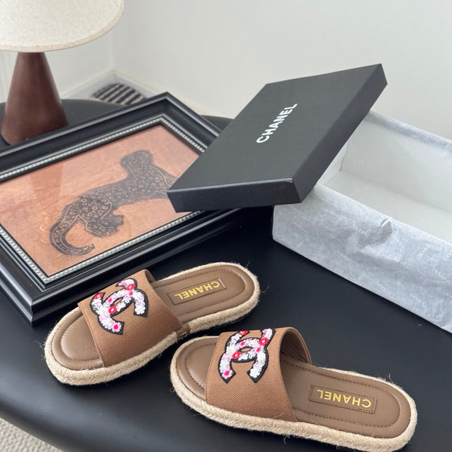 SLIPPERS IN BROWN LAMBSKIN MIX FABRIC AND STRAPS BASE