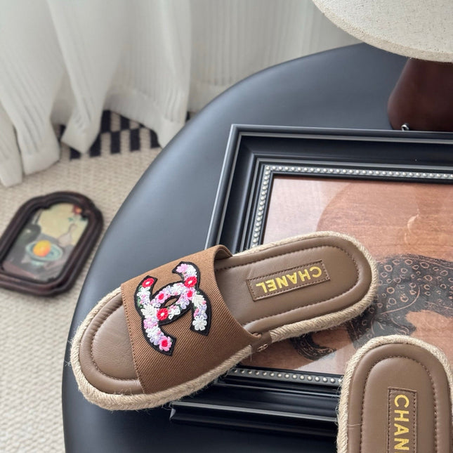 SLIPPERS IN BROWN LAMBSKIN MIX FABRIC AND STRAPS BASE