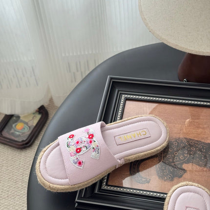 SLIPPERS IN LIGHT PINK SHEEPSKIN MIX FABRIC AND STRAPS BASE