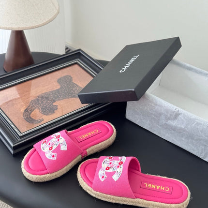 SLIPPERS IN PINK SHEEPSKIN MIX FABRIC AND STRAPS BASE