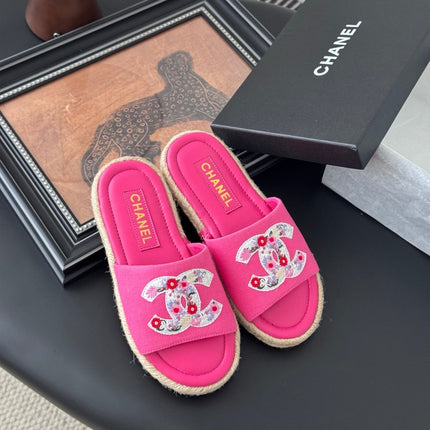 SLIPPERS IN PINK SHEEPSKIN MIX FABRIC AND STRAPS BASE