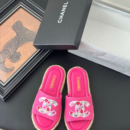 SLIPPERS IN PINK SHEEPSKIN MIX FABRIC AND STRAPS BASE