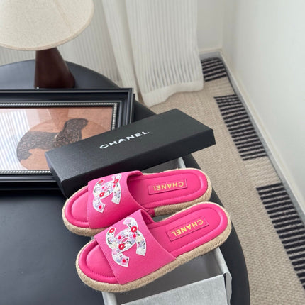 SLIPPERS IN PINK SHEEPSKIN MIX FABRIC AND STRAPS BASE