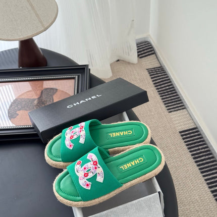 SLIPPERS IN GREEN SHEEPSKIN MIX FABRIC AND STRAPS BASE