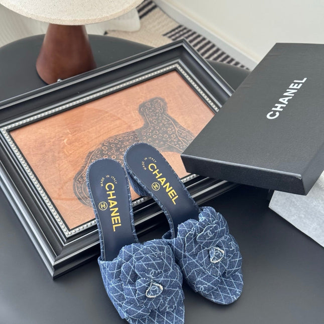 HIGH HEELS CAMELLIA IN NAVY BLUE DENIM