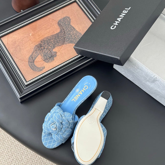 HIGH HEELS CAMELLIA IN SKY BLUE DENIM