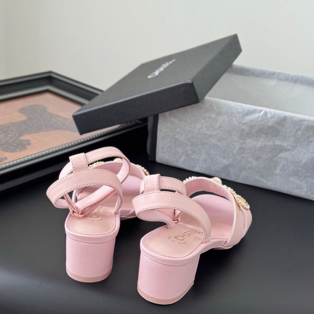 HIGH SANDALS IN PINK TWEED WITH LOGO STICKER DETAIL