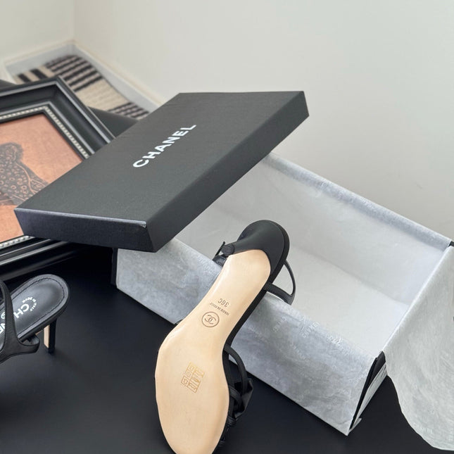 HIGH HEELS SANDALS IN BLACK SHEEPSKIN