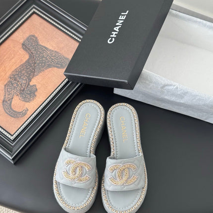 WEDGE HEELS IN BEAU BLUE CALFSKIN MIX CHAIN BASE