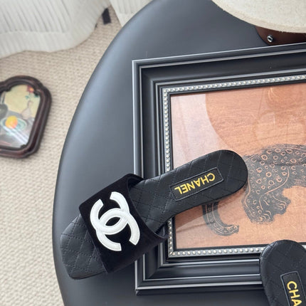 SLIPPER IN BLACK CALFSKIN MIX VELVET