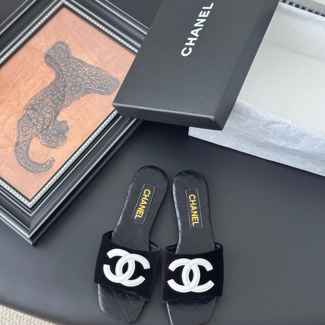 SLIPPER IN BLACK CALFSKIN MIX VELVET