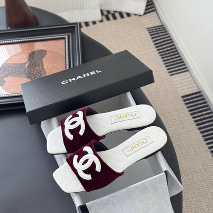 SLIPPER IN WHITE CALFSKIN MIX RED VELVET