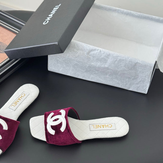 SLIPPER IN WHITE CALFSKIN MIX RED VELVET