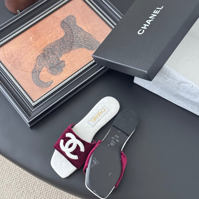 SLIPPER IN WHITE CALFSKIN MIX RED VELVET