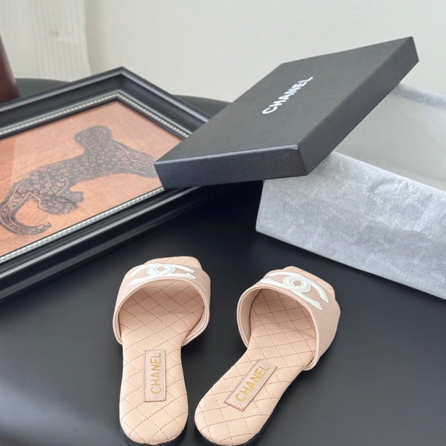 SLIPPER IN PEACH PINK CALFSKIN