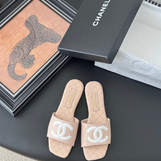 SLIPPER IN PEACH PINK CALFSKIN