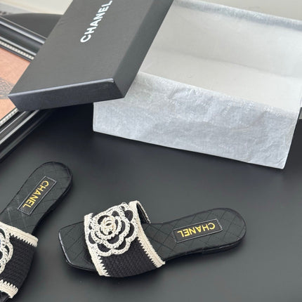 SLIPPER IN BLACK CALFSKIN MIX WOOL