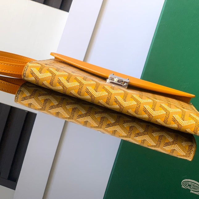 CHYPRE WALLET-POUCH 21 IN YELLOW GOYARDINE CANVAS AND CALFSKIN