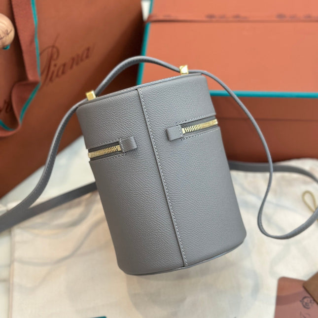 EXTRA CASE MEDIUM 16 BAG IN DOVE GRAY SMOOTH CALFSKIN WITH GOLD HARDWARE