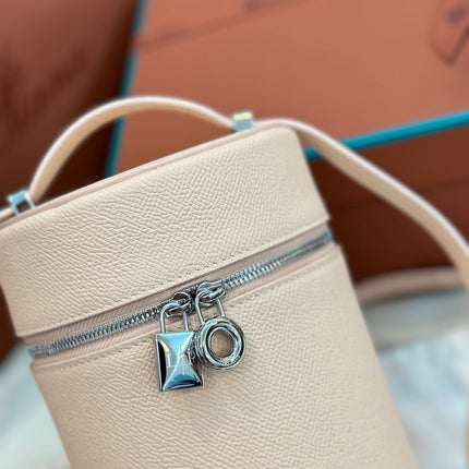 EXTRA CASE MEDIUM 16 BAG IN LIGHT PINK SMOOTH CALFSKIN WITH SILVER HARDWARE