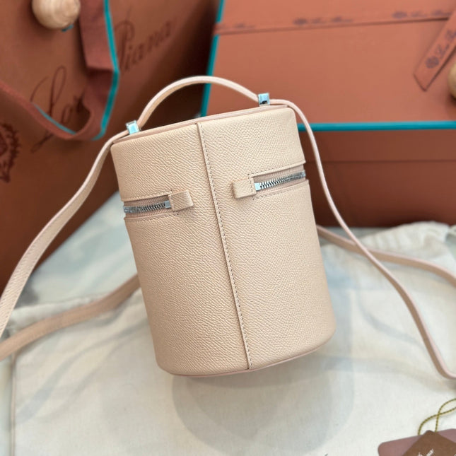 EXTRA CASE MEDIUM 16 BAG IN LIGHT PINK SMOOTH CALFSKIN WITH SILVER HARDWARE
