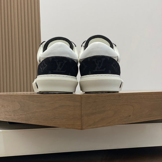 LV MONOGRAM BLACK AND WHITE SNEAKERS