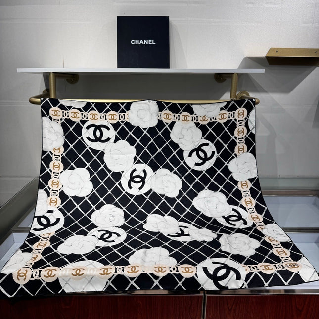 CHANEL 25S SCARF 90 IN CASHMERE SILK 737220