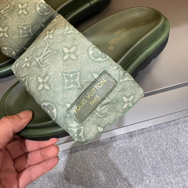 LV VELCRO SLIPPERS IN OLIVE GREEN MONOGRAM JACQUARD