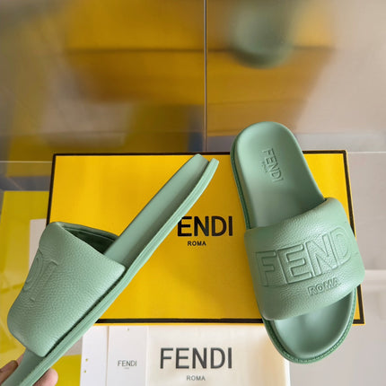 FENDI ROMA SLIDES IN GREEN MINT FUSSBETT LAMBSKIN