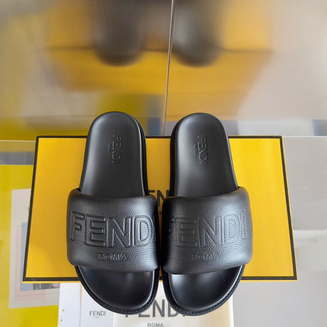 FENDI ROMA SLIDES IN BLACK  FUSSBETT LAMBSKIN