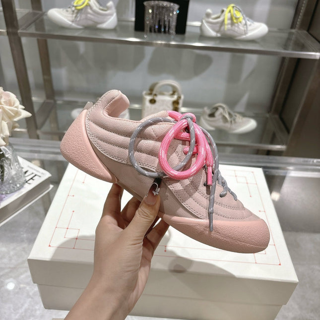 FLEXION SNEAKER IN NUDE PINK CALFSKIN WITH LIGHT PINK AND GREY LACES