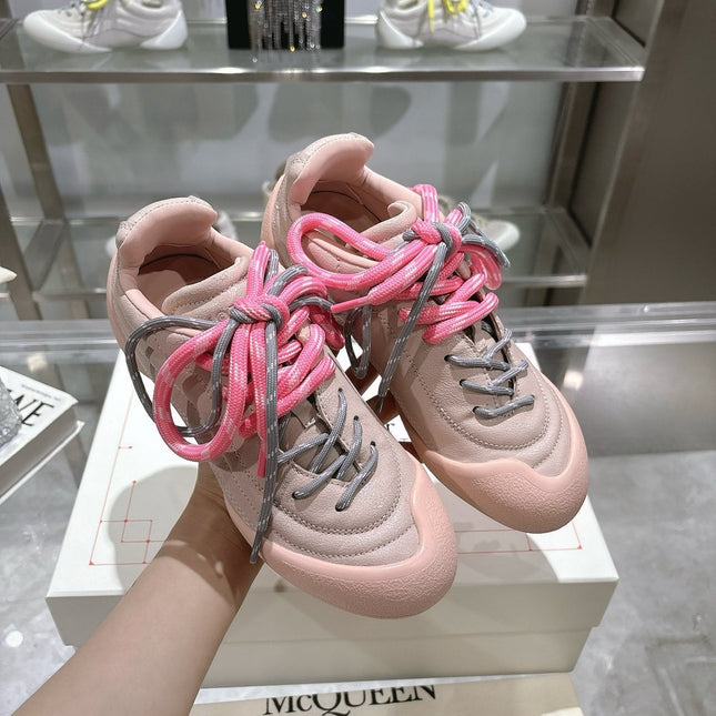 FLEXION SNEAKER IN NUDE PINK CALFSKIN WITH LIGHT PINK AND GREY LACES
