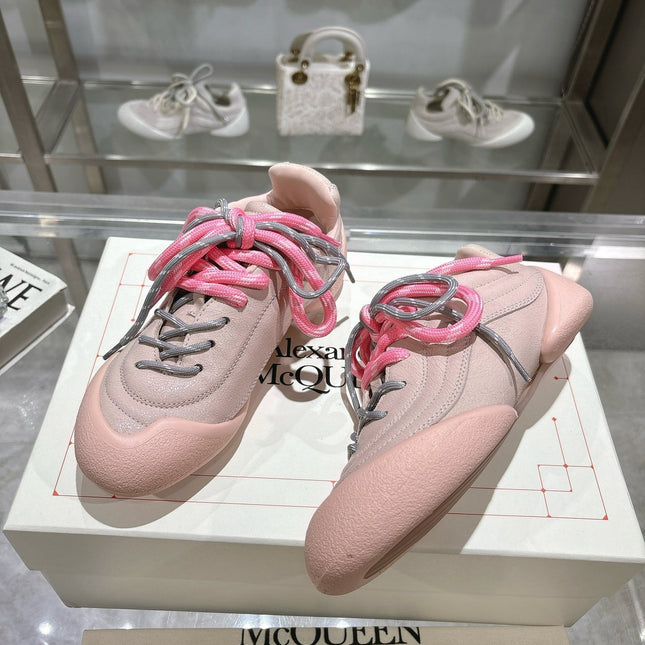 FLEXION SNEAKER IN NUDE PINK CALFSKIN WITH LIGHT PINK AND GREY LACES